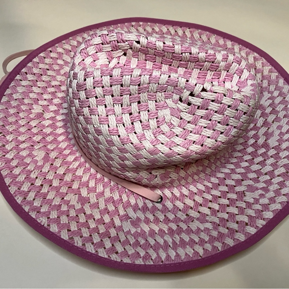 🎉MOVING SALE 🎉 Lele Sadoughi Toyo Straw Hat Pink and White - Picture 2 of 7